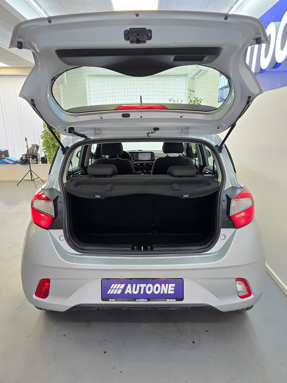 Sølv Hyundai i10 fra 2020