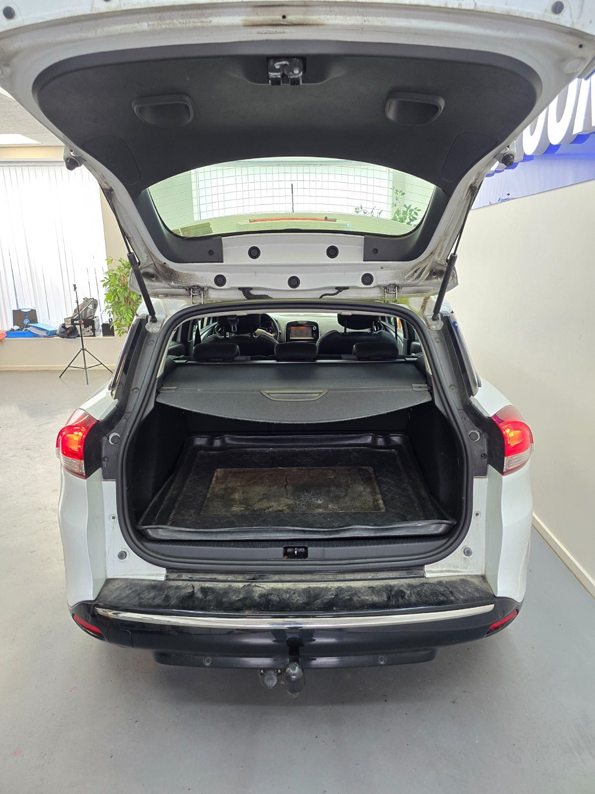 Hvid Renault Clio IV fra 2016