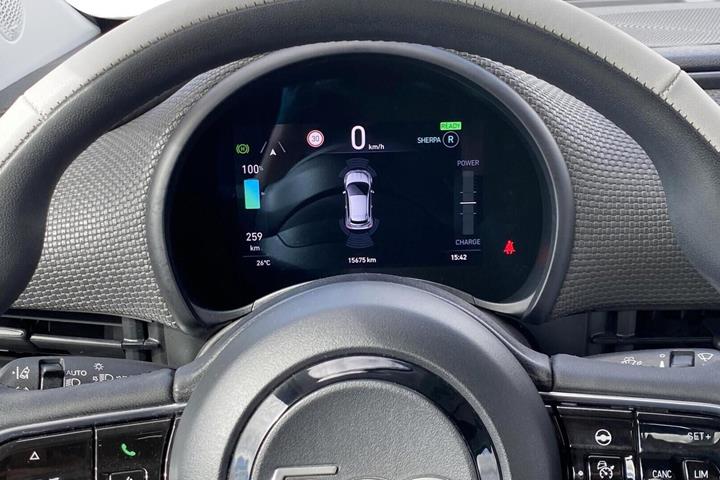 Hvid Fiat 500e fra 2023