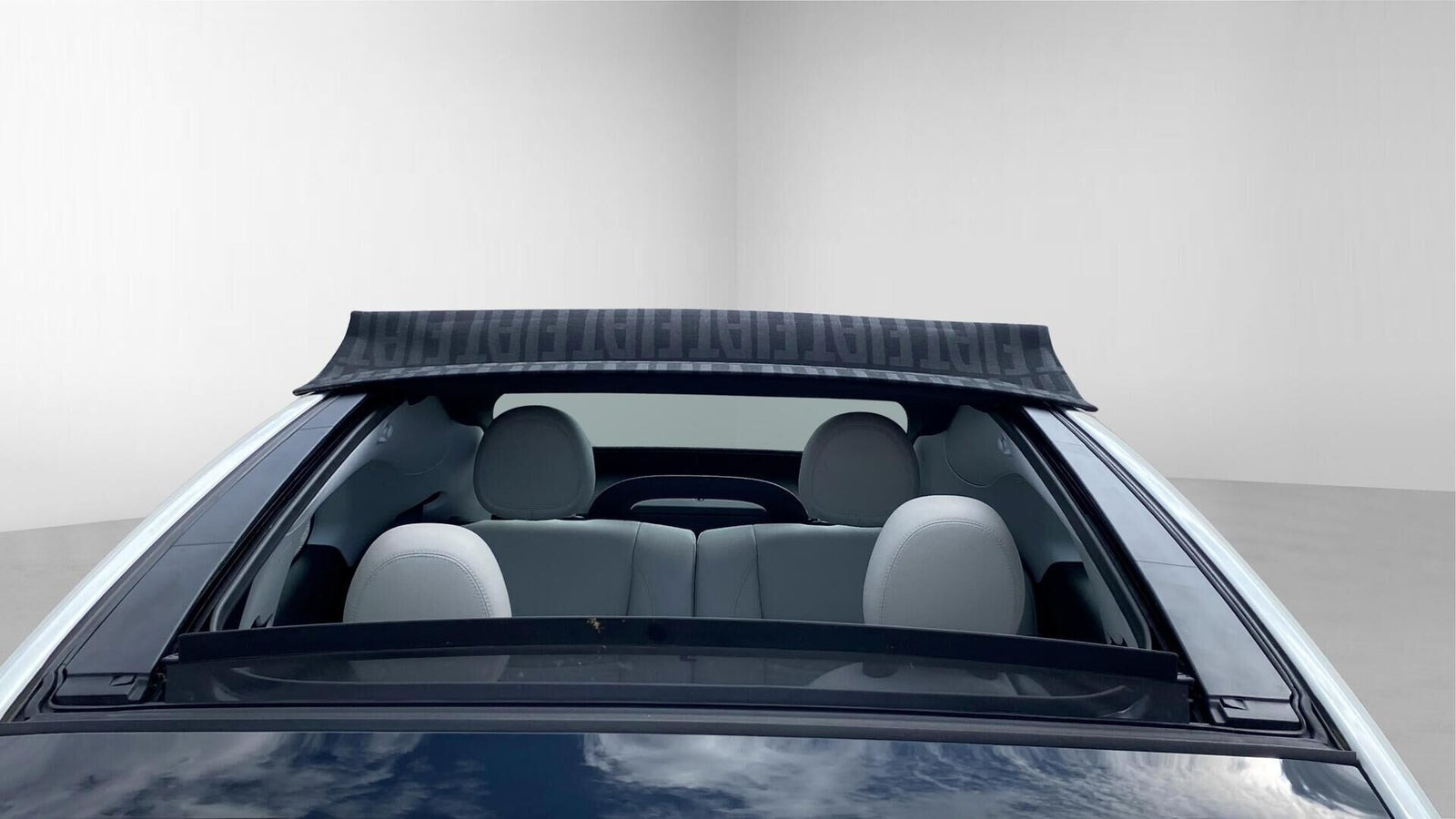 Hvid Fiat 500e fra 2023