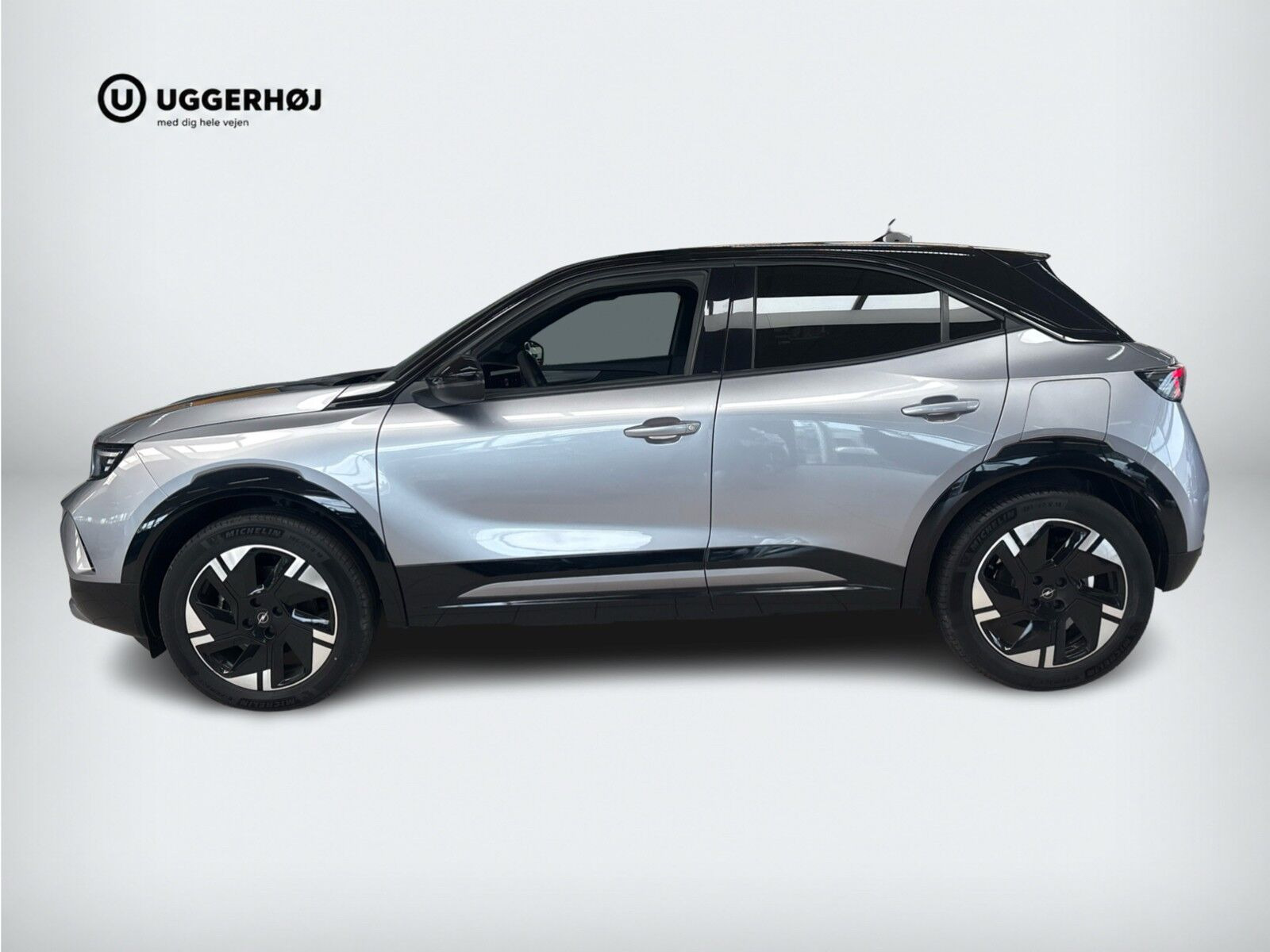 Sølv Opel Mokka-e fra 2025