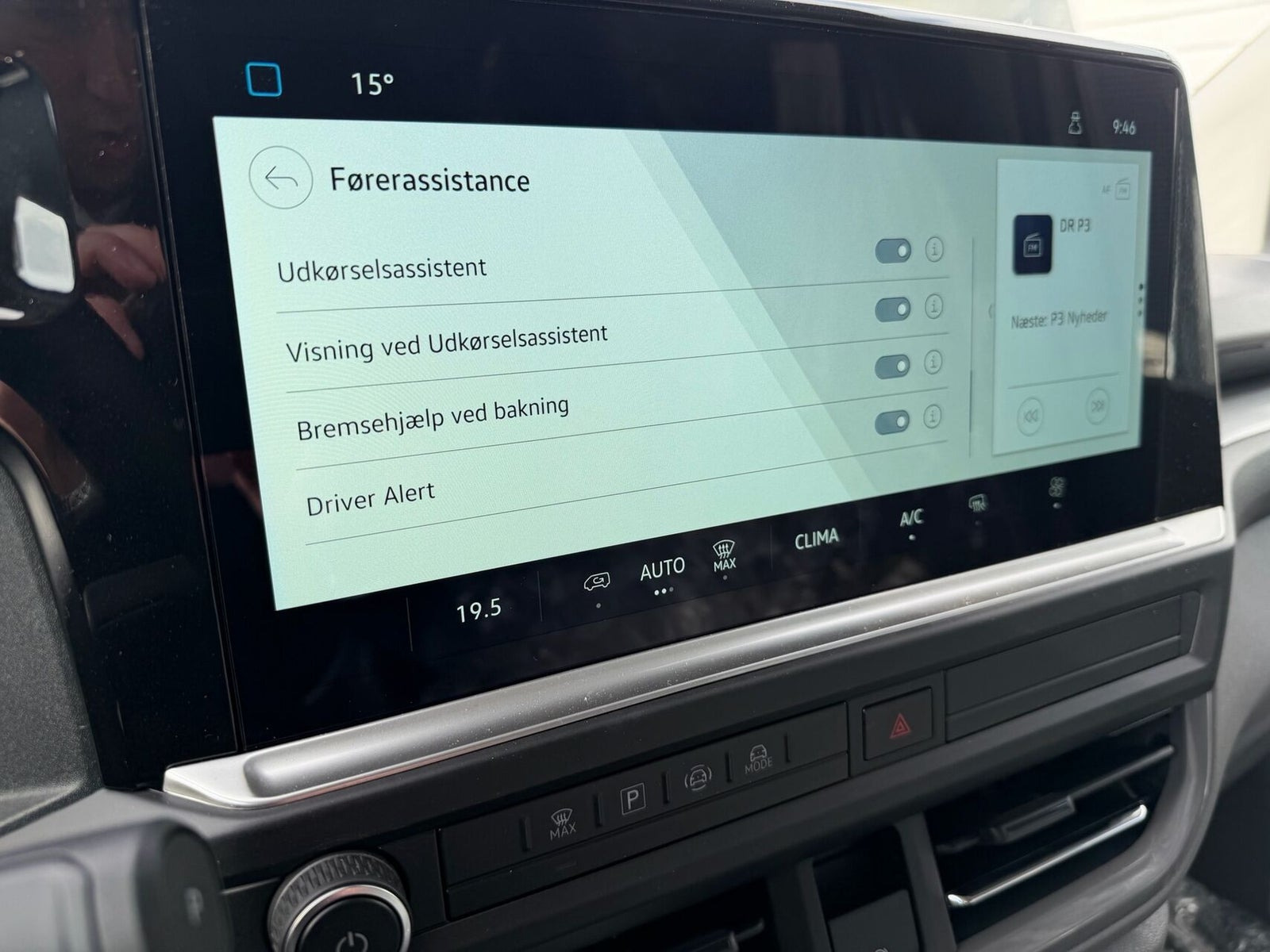 Hvid VW e-Transporter fra 2025