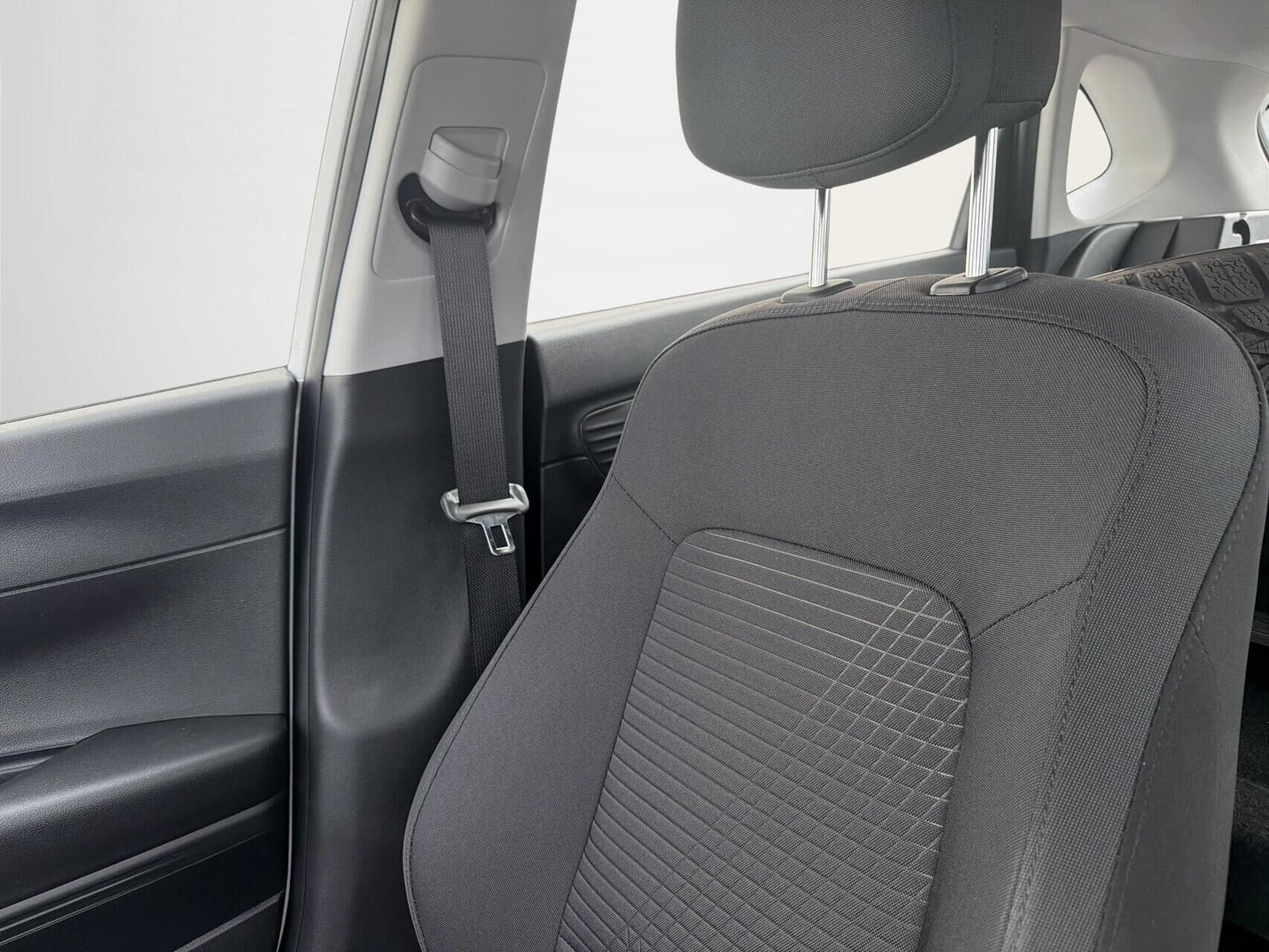 Hvid Hyundai i20 fra 2021