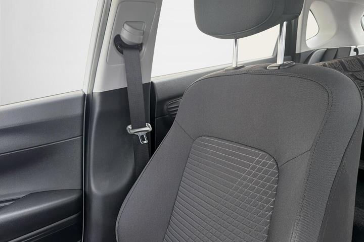 Hvid Hyundai i20 fra 2021