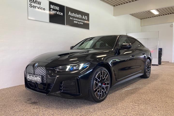 Sort BMW i4 fra 2025