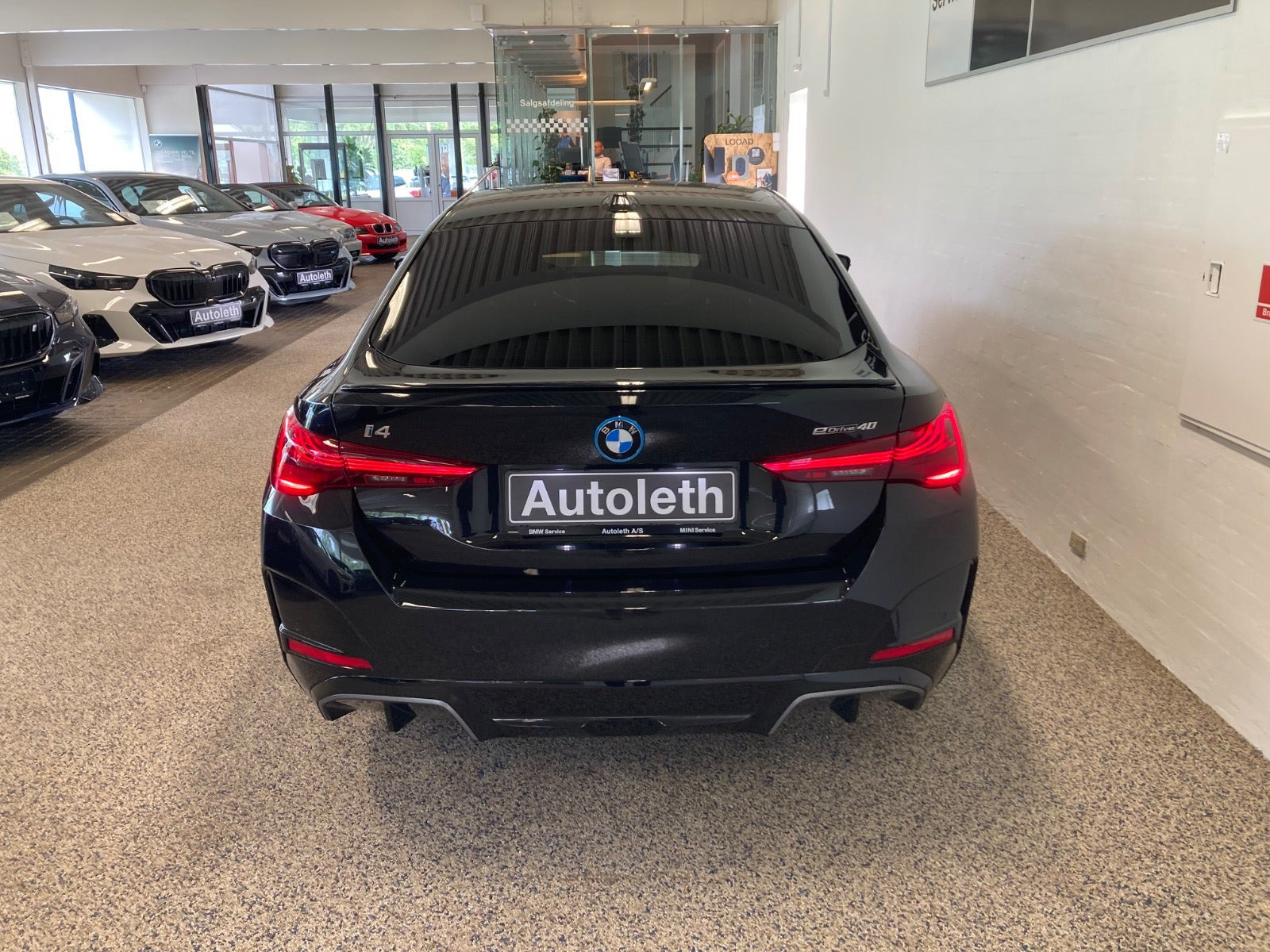 Sort BMW i4 fra 2025