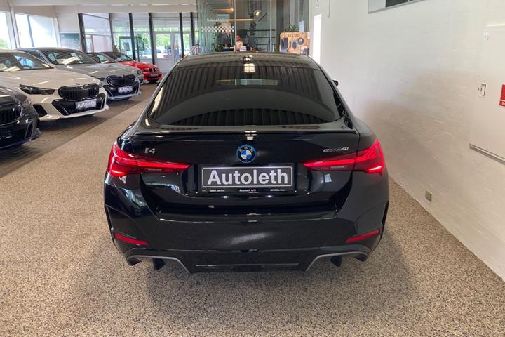 Sort BMW i4 fra 2025