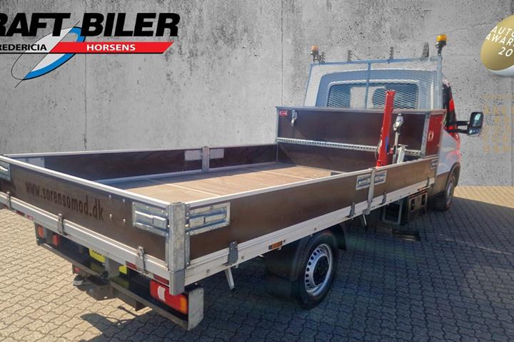Hvid Iveco Daily fra 2024