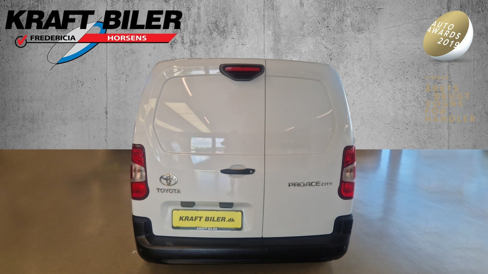 Hvid Toyota ProAce City fra 2022