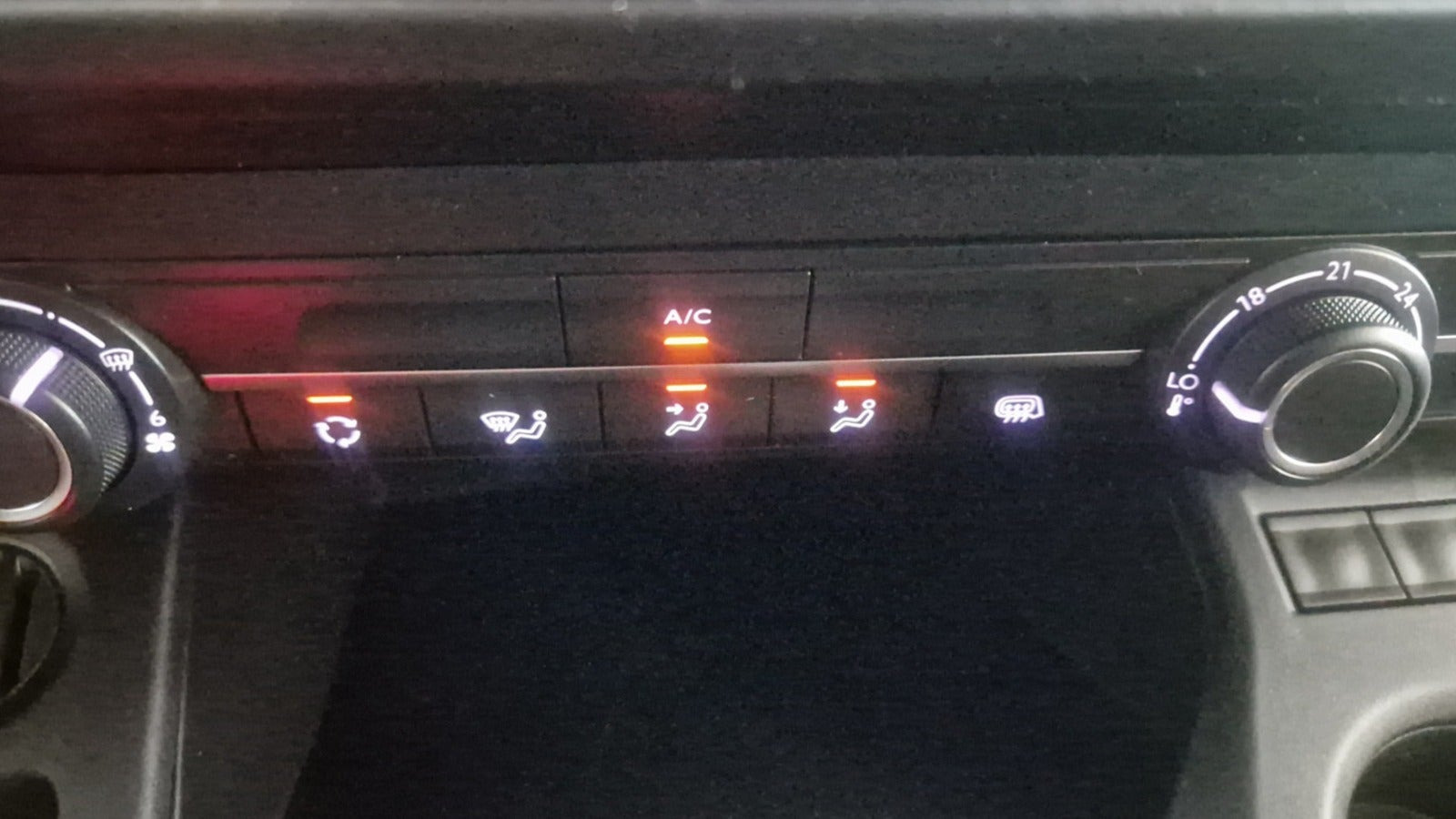 Hvid Toyota ProAce City fra 2022