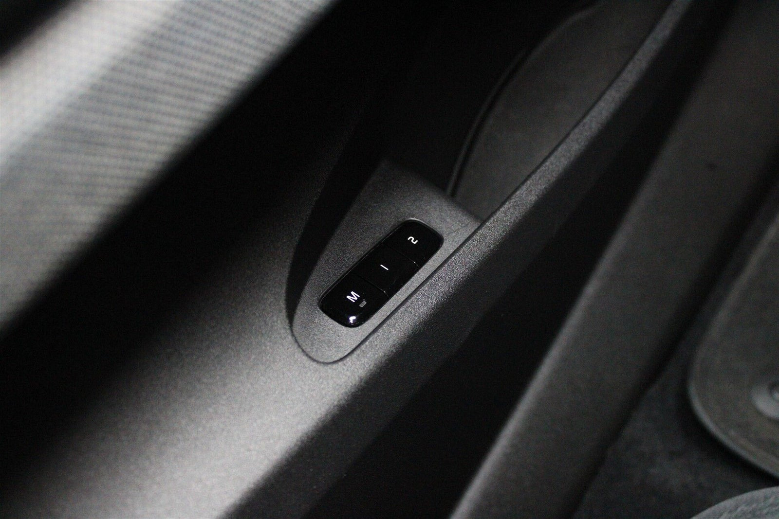Sort Polestar 2 fra 2023
