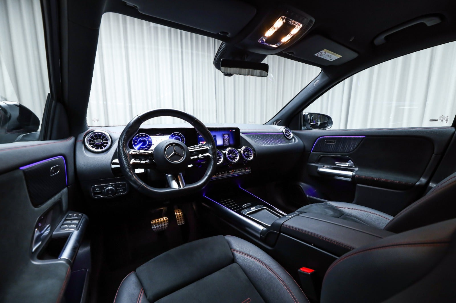 Sort Mercedes EQA250+ fra 2025