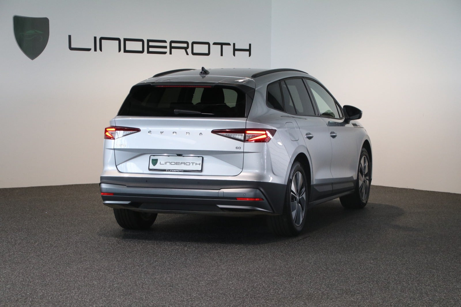 Sølv Skoda Enyaq fra 2024