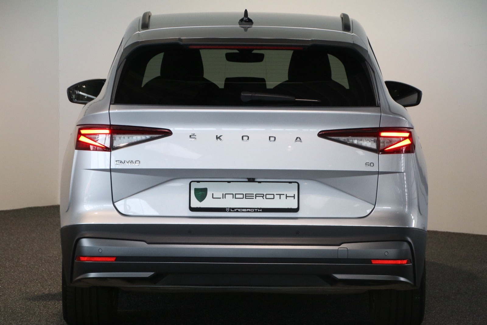 Sølv Skoda Enyaq fra 2024