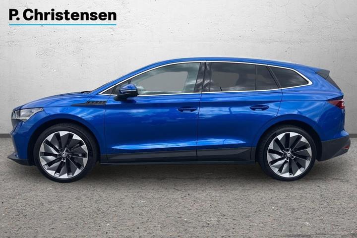 Blå Skoda Enyaq fra 2023