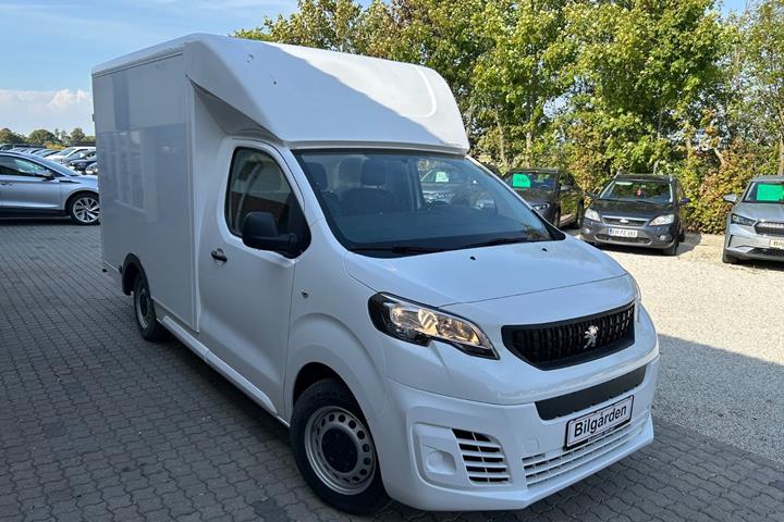 Hvid Peugeot e-Expert fra 2024