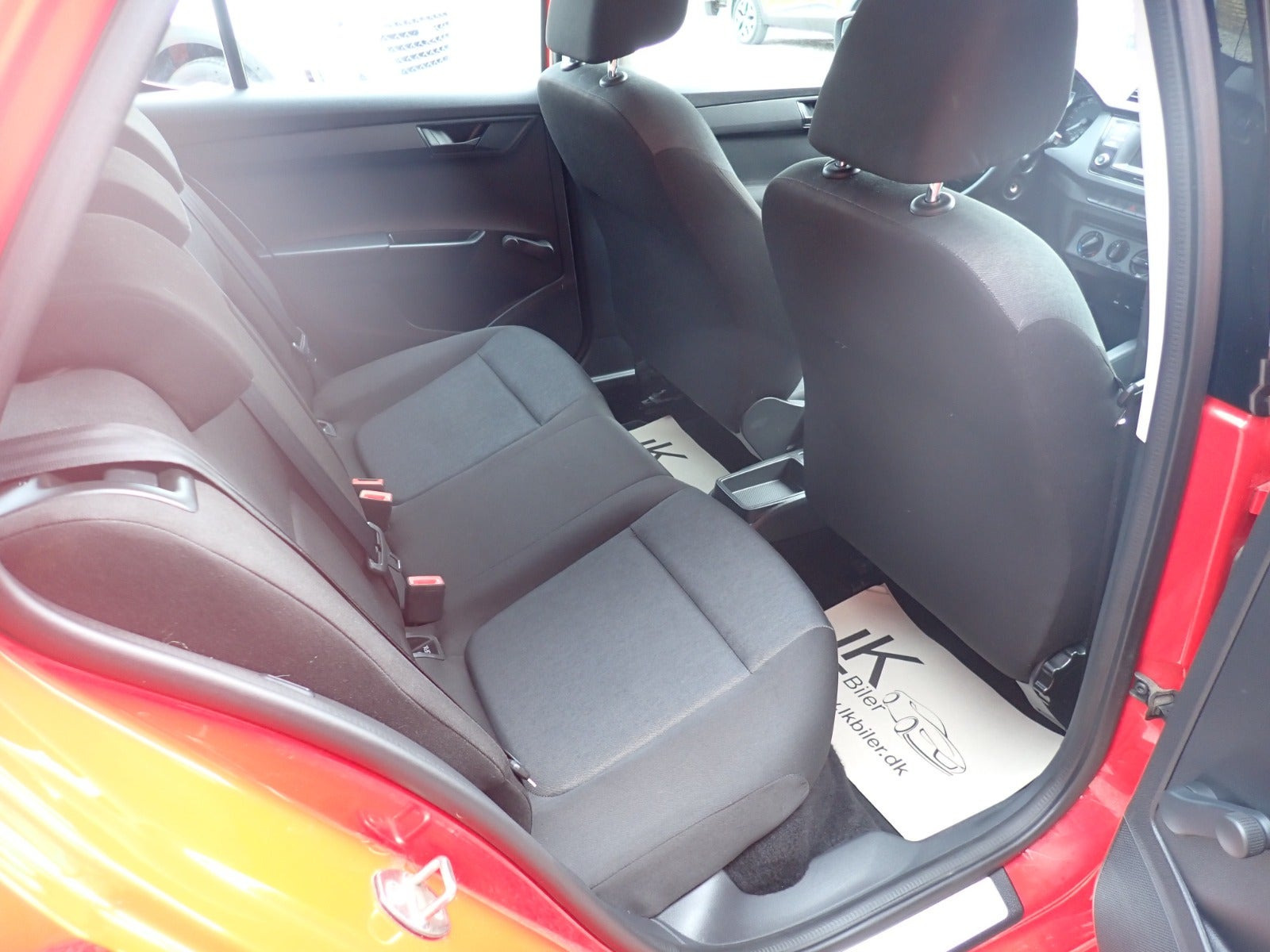 Rød Skoda Fabia fra 2015