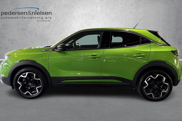 Grøn Opel Mokka-e fra 2023