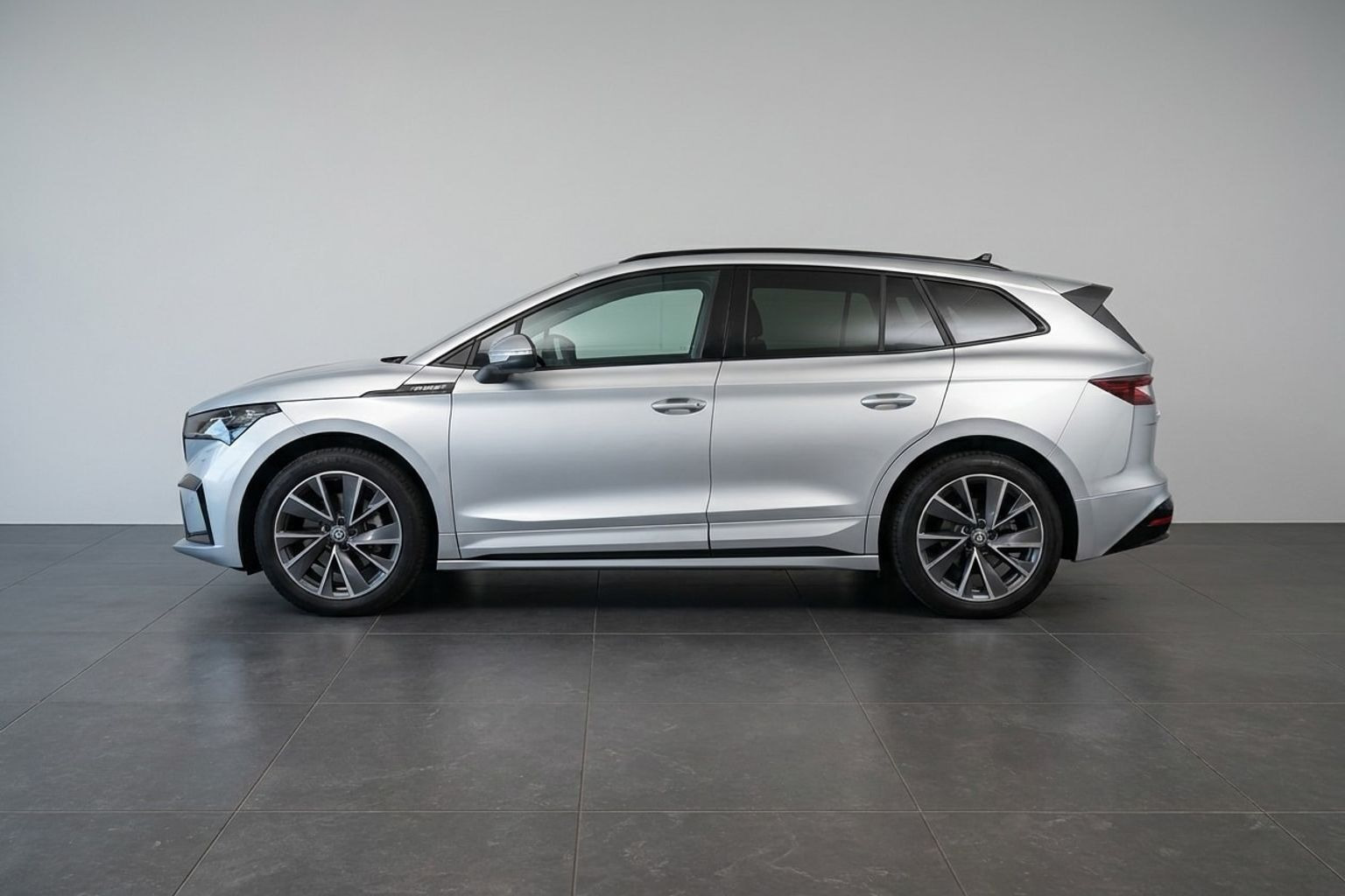 Sølv Skoda Enyaq fra 2021