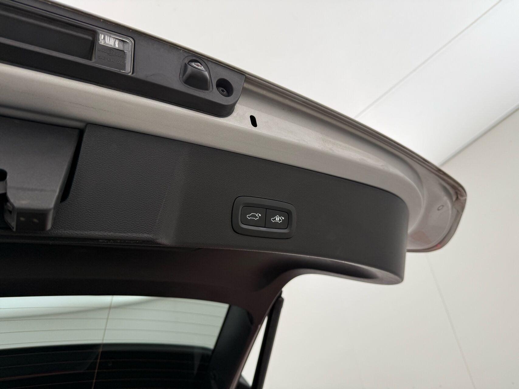 Sølv Volvo XC40 fra 2023