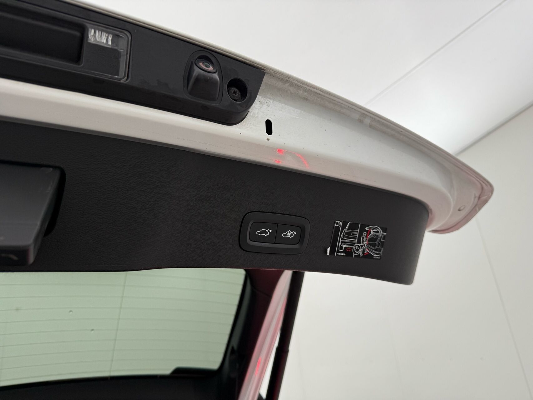 Hvid Volvo C40 fra 2021