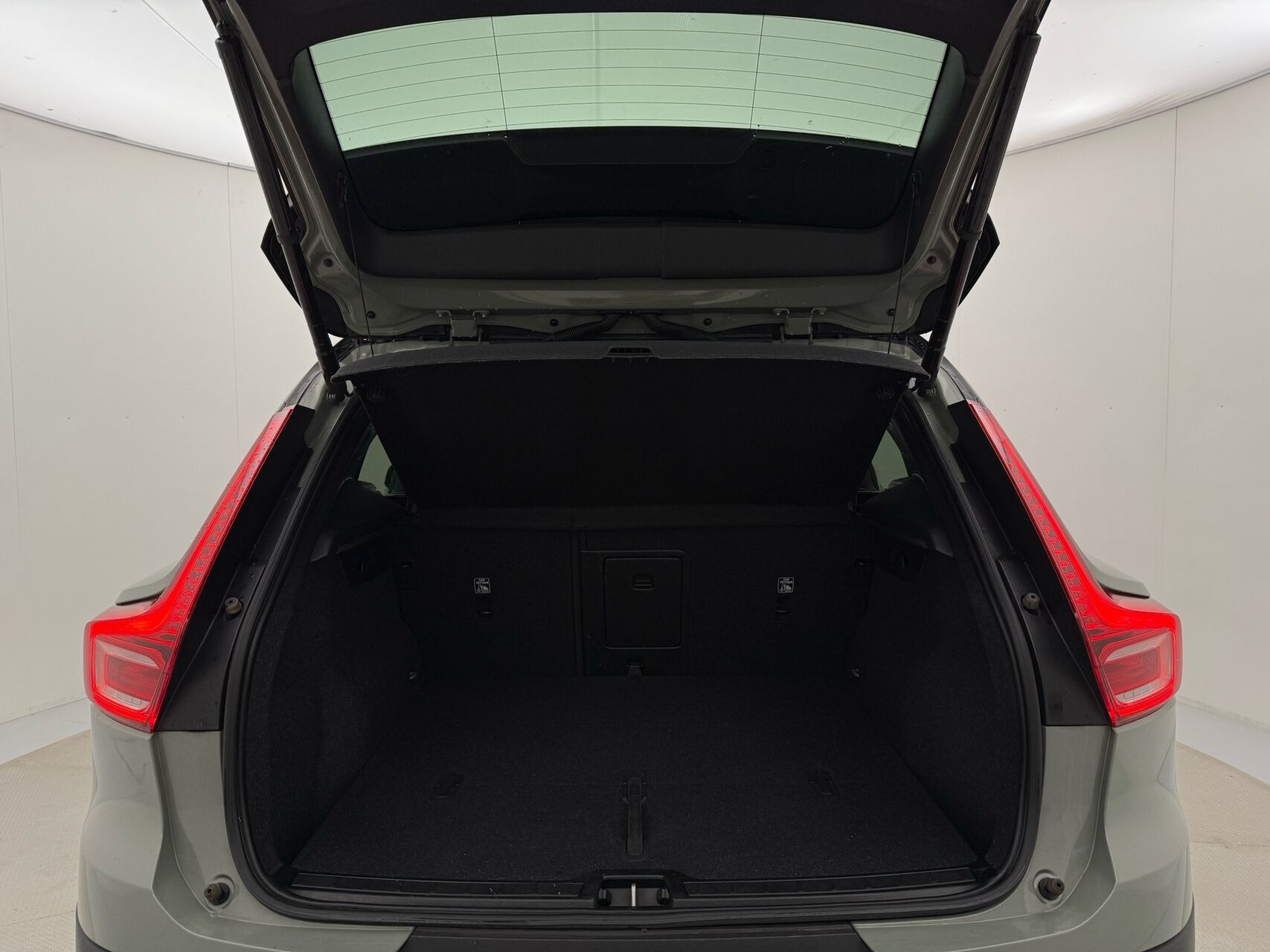 Grøn Volvo XC40 fra 2022