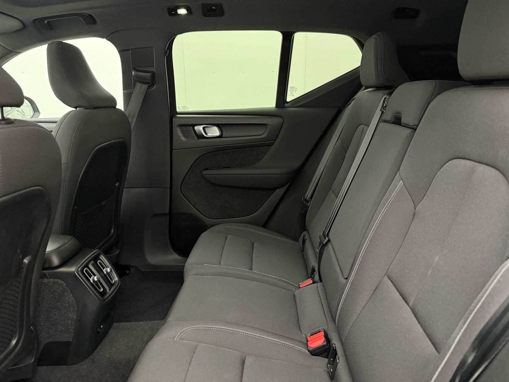 Grøn Volvo XC40 fra 2022