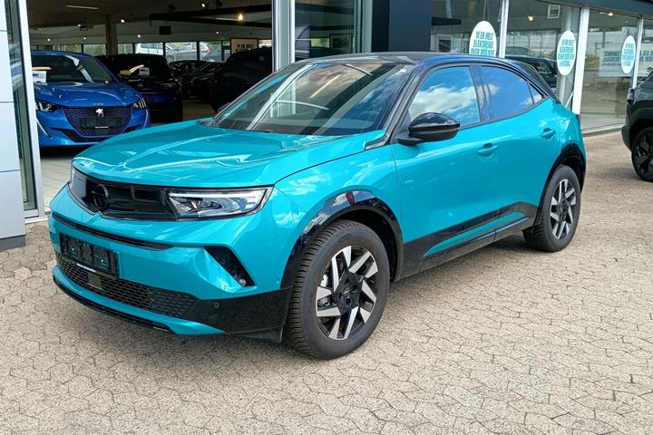 Turquoise Opel Mokka-e fra 2025
