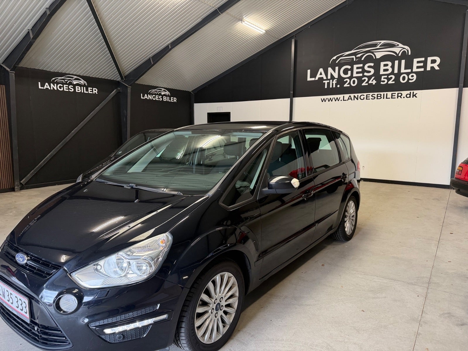 Sort Ford S-MAX fra 2012