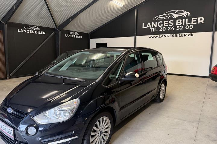 Sort Ford S-MAX fra 2012