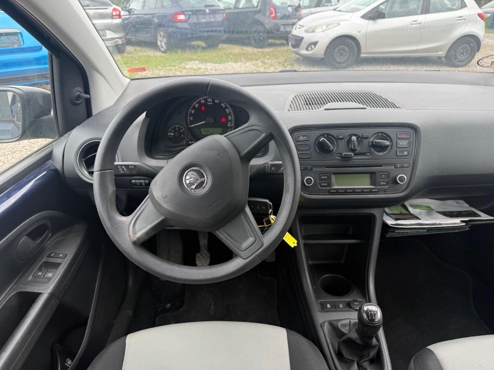 Blå Skoda Citigo fra 2015