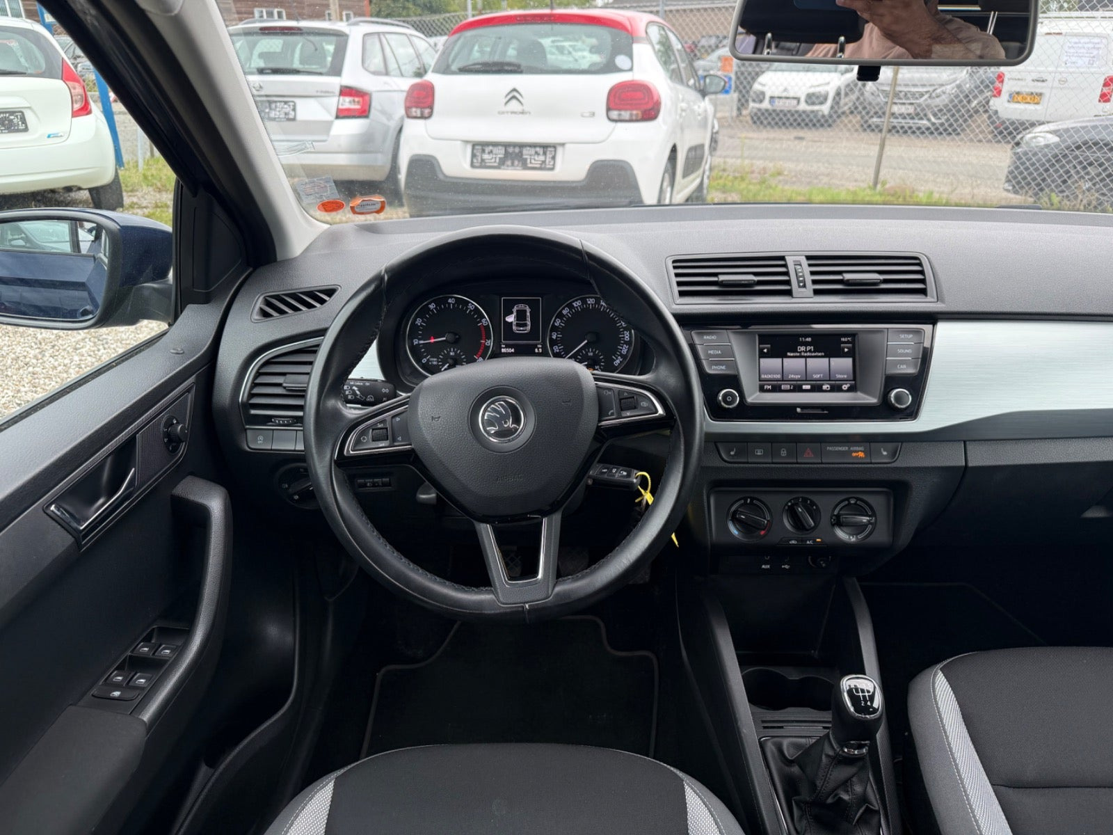 Blå Skoda Fabia fra 2015