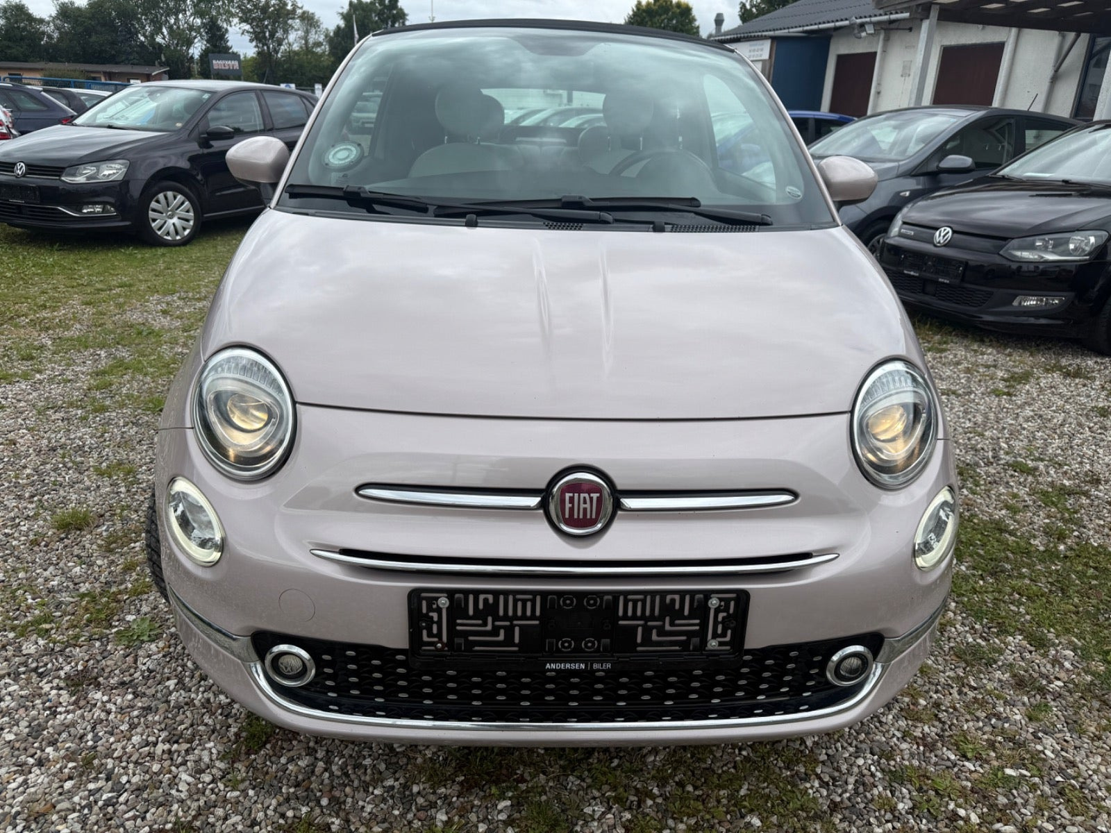 Pink Fiat 500C fra 2020