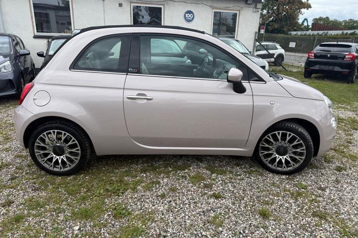 Pink Fiat 500C fra 2020
