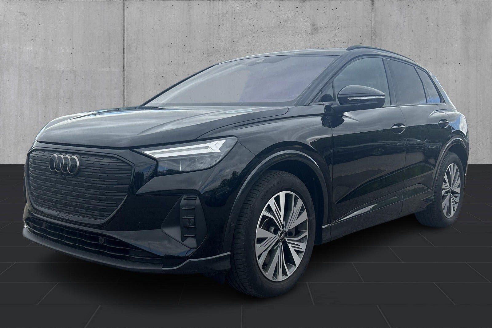 Sort Audi Q4 e-tron fra 2023