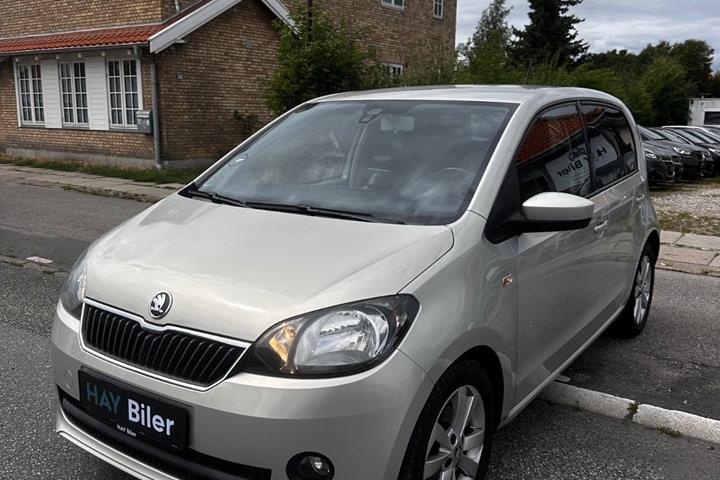 Orange Skoda Citigo fra 2013