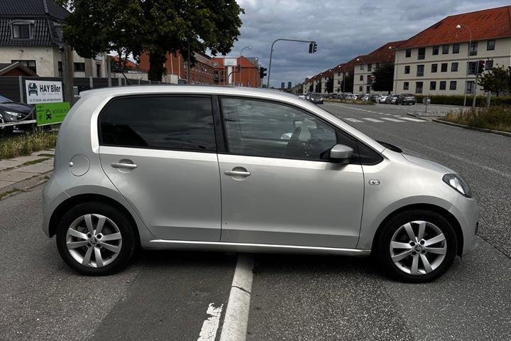 Orange Skoda Citigo fra 2013