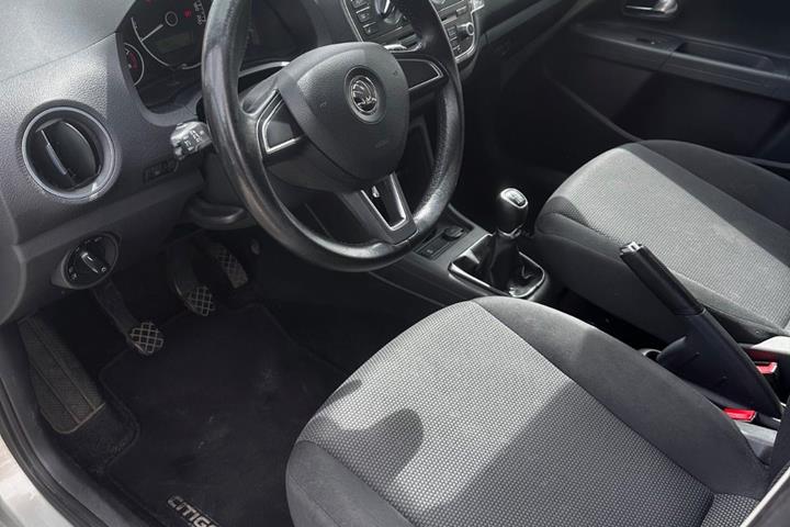 Orange Skoda Citigo fra 2013