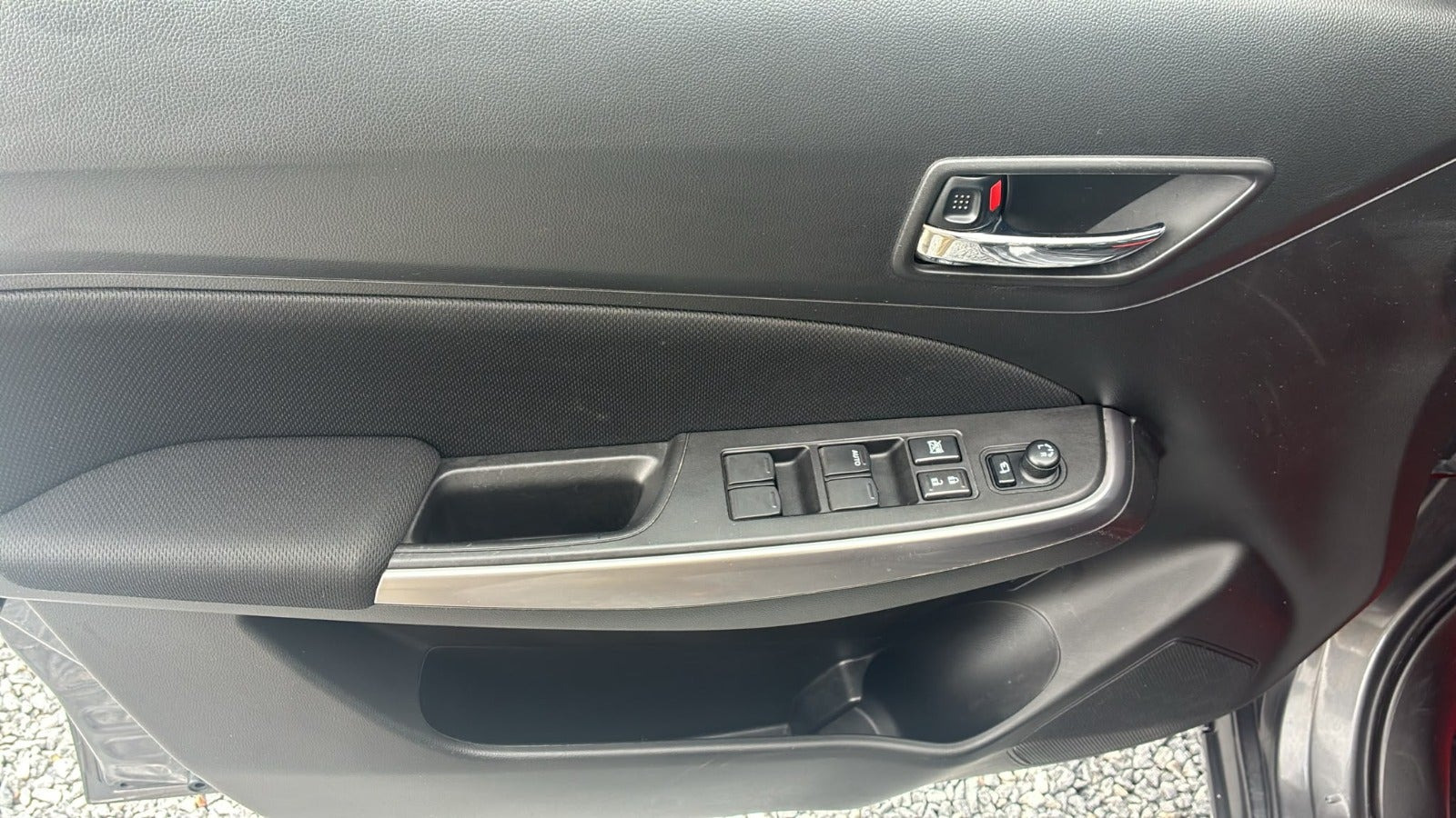 Grå Suzuki Swift fra 2020