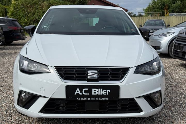 Hvid Seat Ibiza fra 2025
