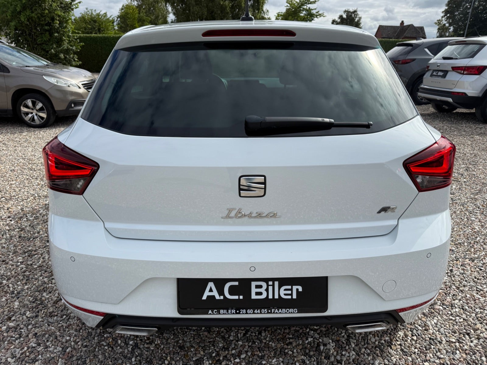 Hvid Seat Ibiza fra 2025