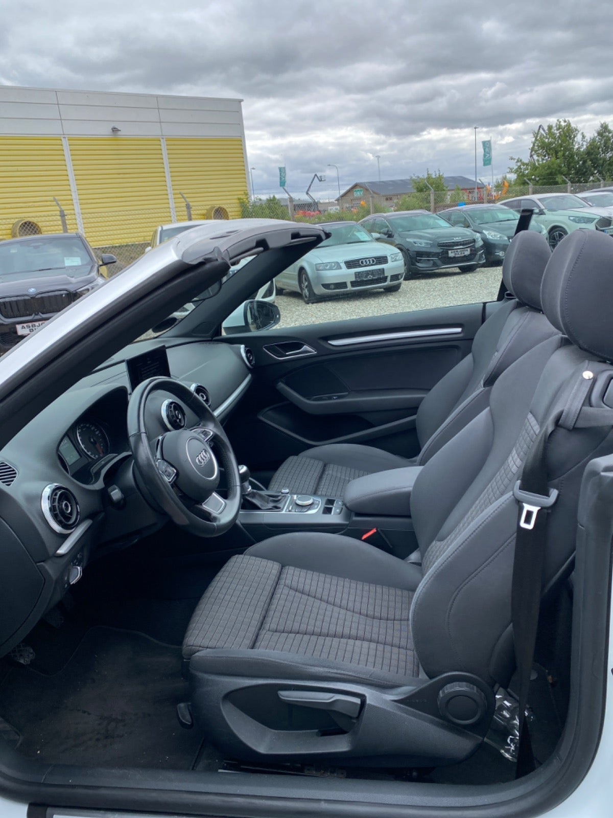 Hvid Audi A3 fra 2015