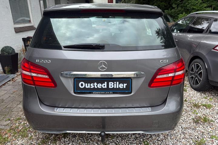 undefined Mercedes B200 fra 2015