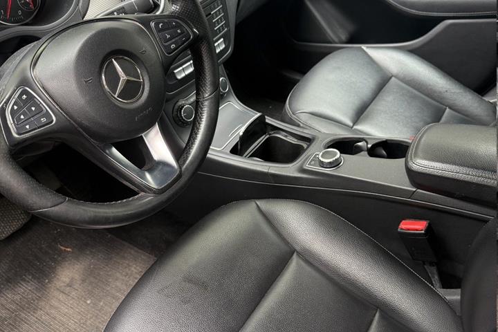 undefined Mercedes B200 fra 2015
