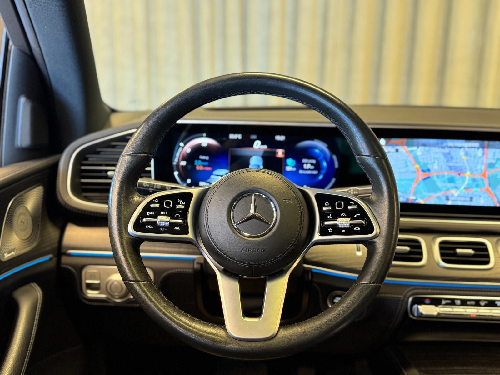 Sort Mercedes GLE350 de fra 2021