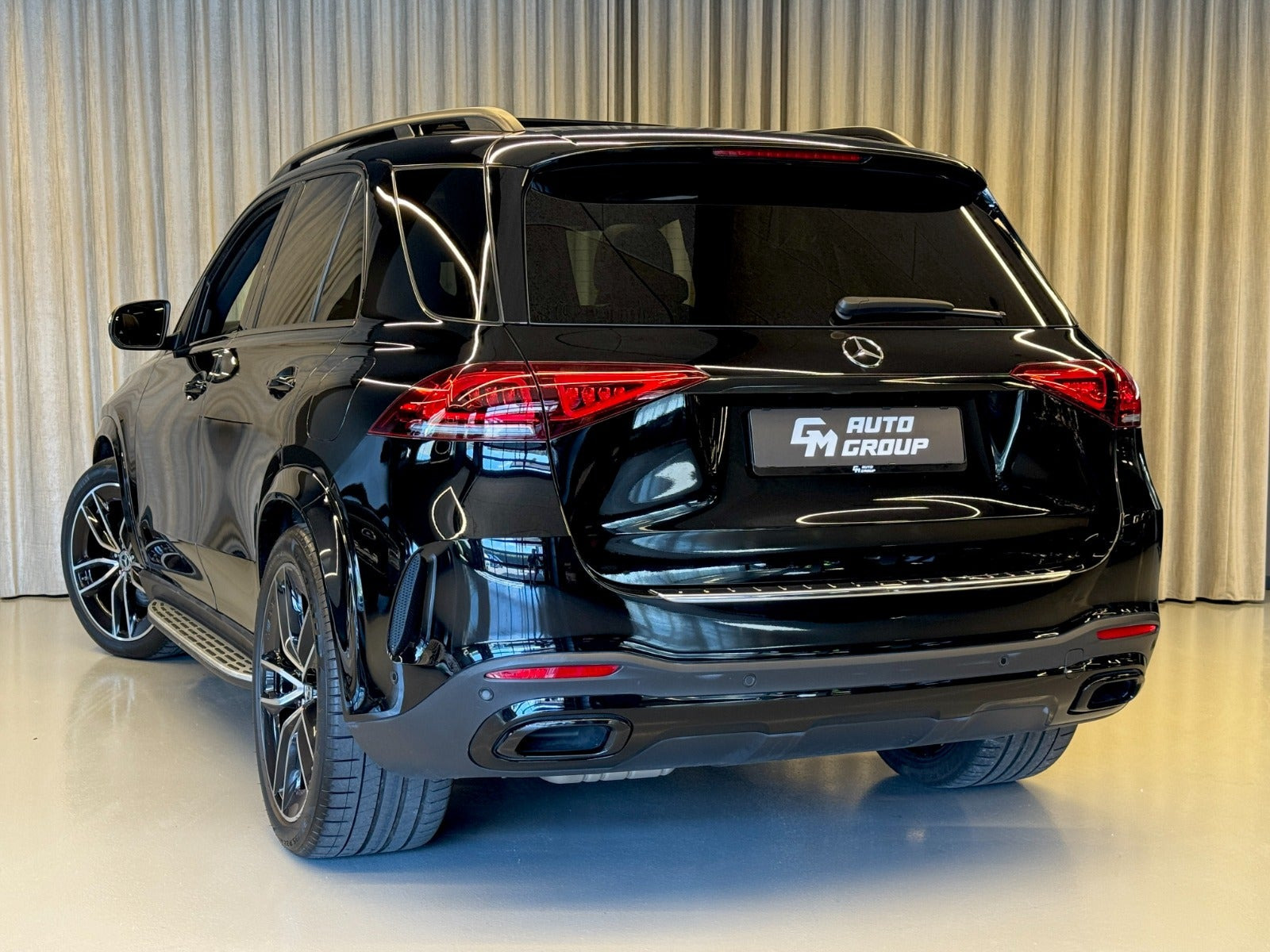 Sort Mercedes GLE350 de fra 2021