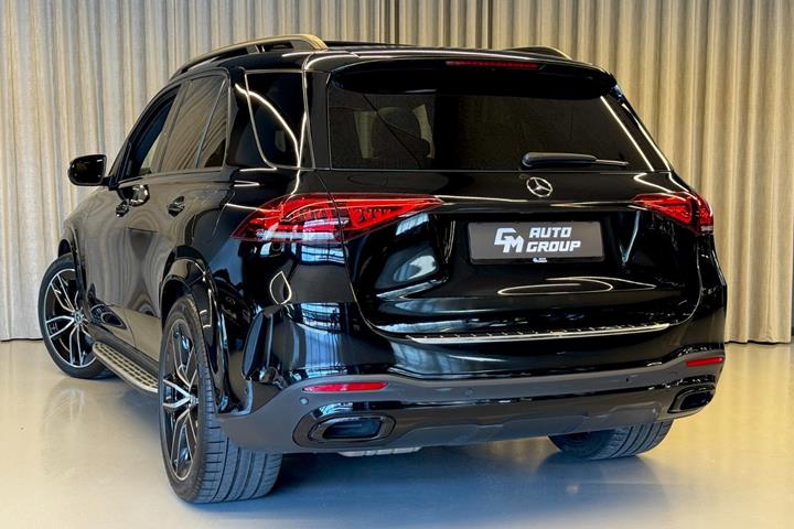 Sort Mercedes GLE350 de fra 2021