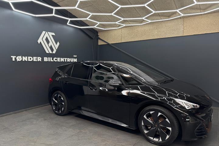 Sort Cupra Born fra 2026