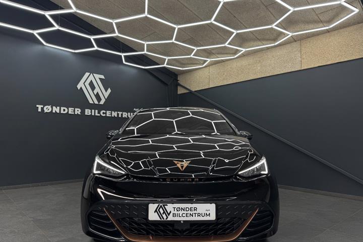 Sort Cupra Born fra 2026