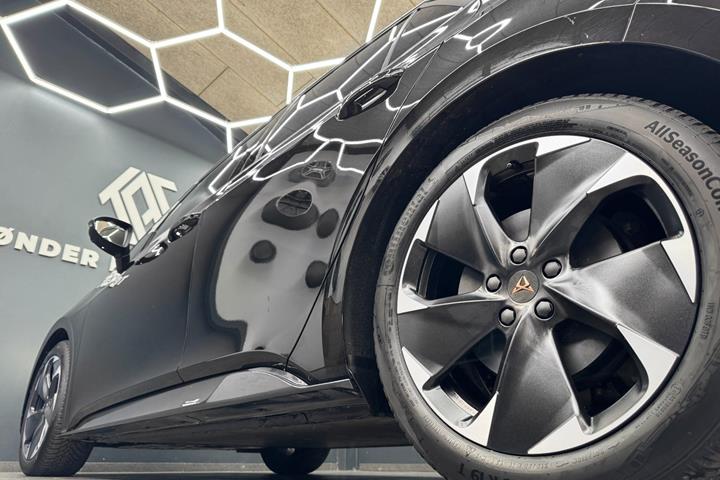 Sort Cupra Born fra 2026